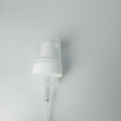Un buon prezzo. Pompe di schiuma Pp di plastica colorata su misura Generatore di schiuma per bottiglie da 8 oz in linea